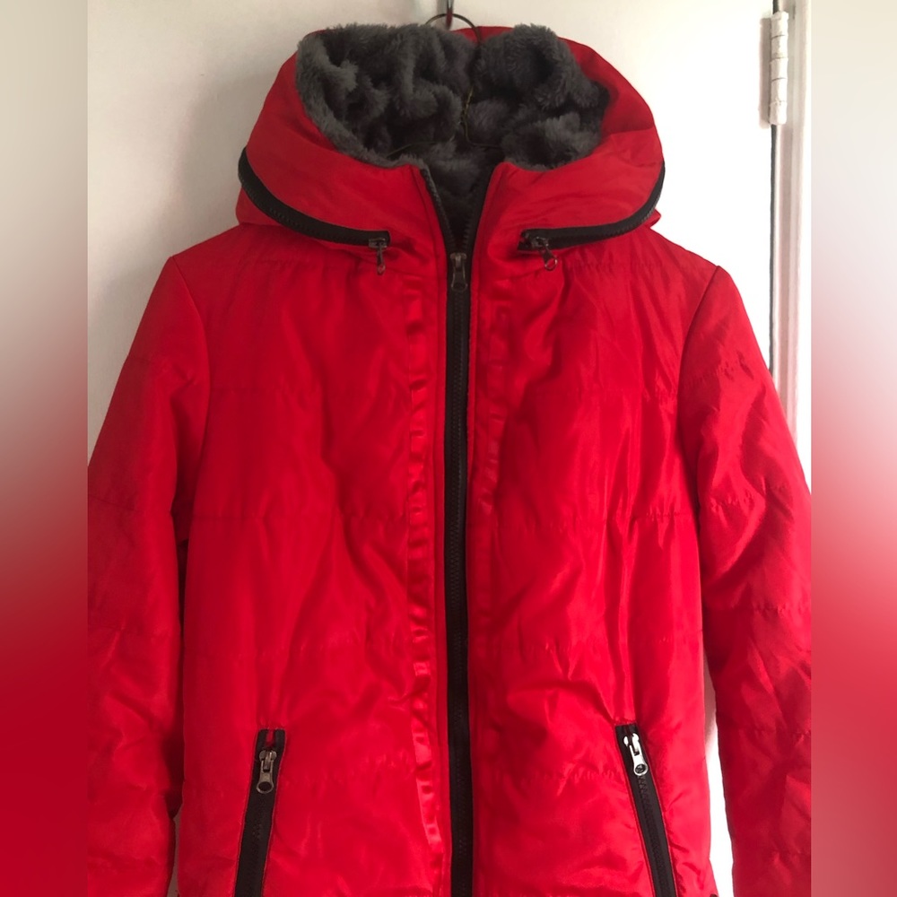 NWOT | Long spring/fall lightweight coat | Bright Red | No brand | Small